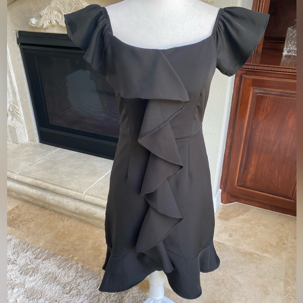 Azuki Black Dress